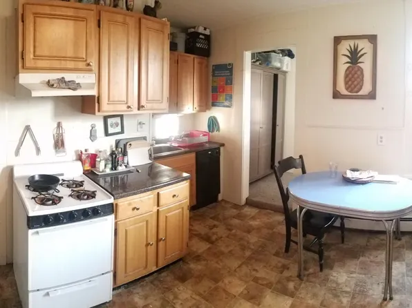 53 W 7th St #2V, Boston, MA 02127