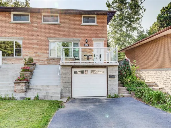 124 Wilfred Ave, Kitchener, ON N2A 1X1