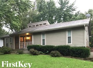 1925 SW 4th St, Lees Summit, MO 64081