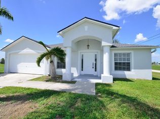 343 NE 10th St, Cape Coral, FL 33909