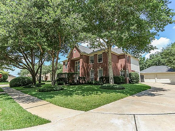3rd image of 24810 Meadow Oaks Dr