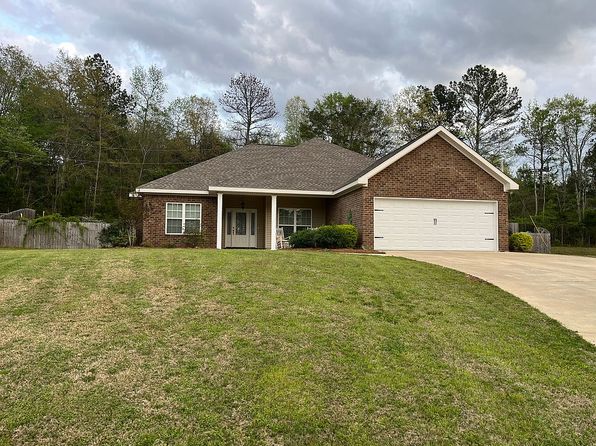 225 Ora Ln, Caledonia, MS 39740