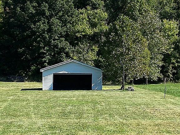 5th image of 583 Township Road 851
