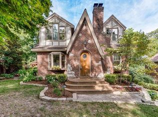 11 Clydehurst Dr, Saint Louis, MO 63119