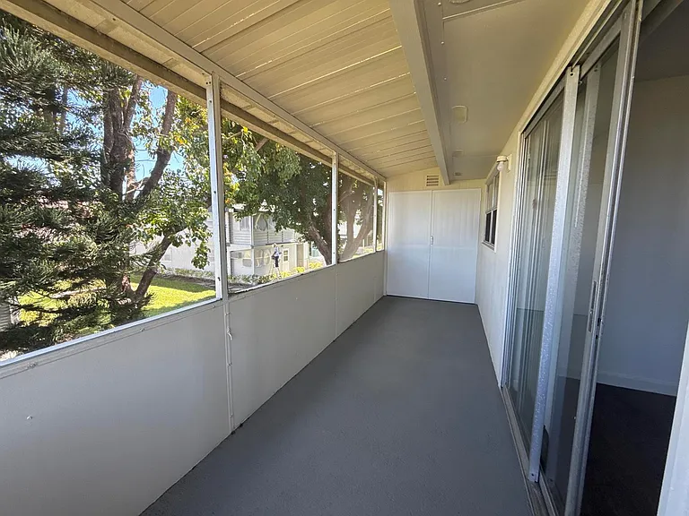 516 Saxony Dr #K — Photo 14