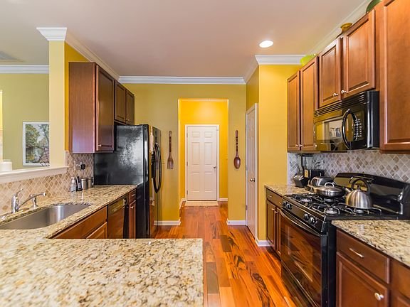 5th image of 22542 Arbor Cir #Qi9vp1