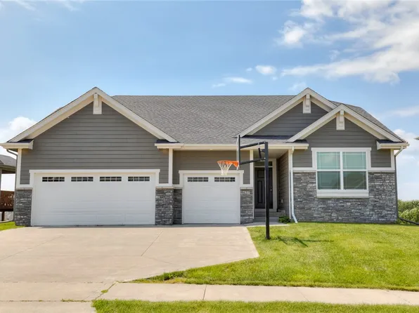427 NE 55th St, Ankeny, IA 50021