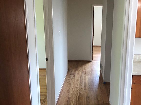 4th image of 735 Nutmeg Ave