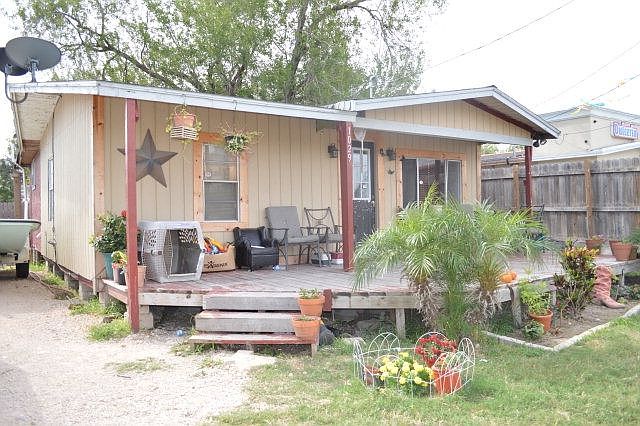 2nd image of 1029 Duranta Ave