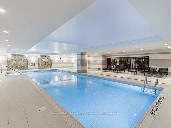 5th image of 111 Saint Clair Ave W #928