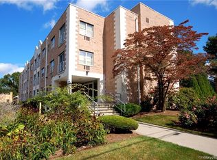 501 N Barry Ave APT 2C, Mamaroneck, NY