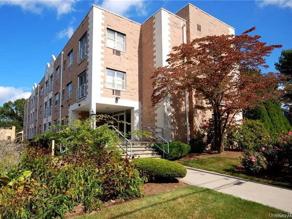 501 N Barry Ave APT 2C, Mamaroneck, NY 10543