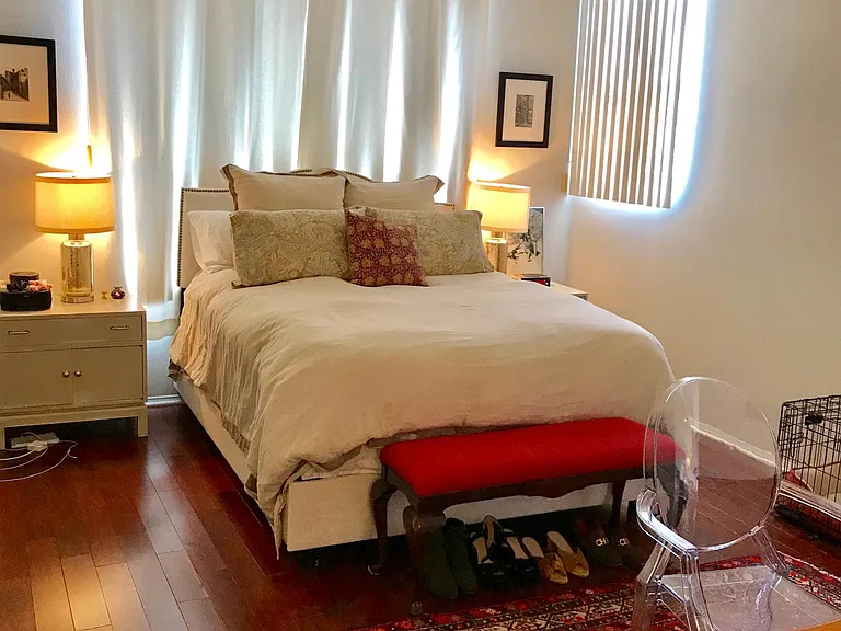 8349 Blackburn Ave #302 — Photo 159
