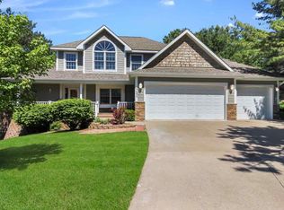 3684 Kennedy Pl, Williamsburg, MI 49690