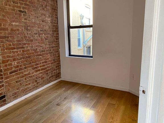 3rd image of 511 W 135th St #5