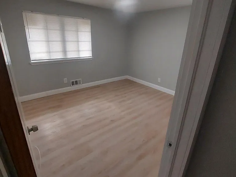 1591 Carlisle St NW — Photo 10