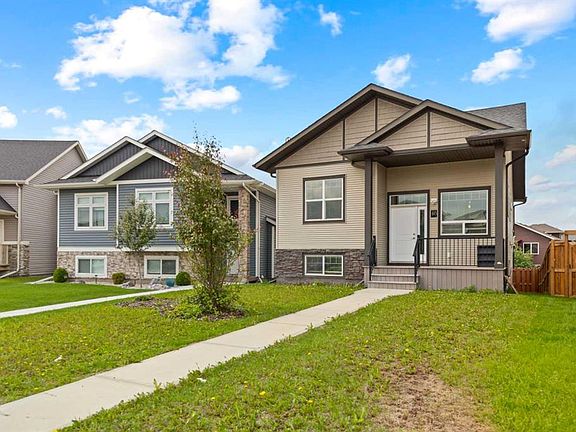 2nd image of 46 NE Village Cres
