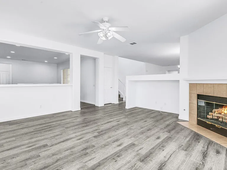 5810 Redhaven St — Photo 8