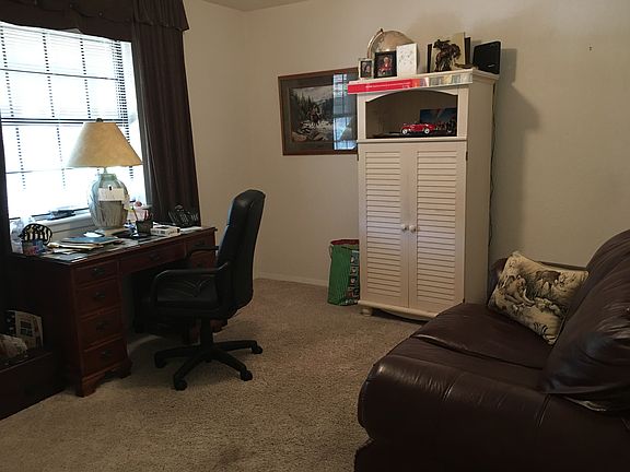 Office or 3rd bedroom 