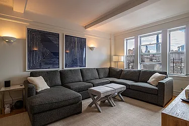 Rented by Rita S Citrin, LREB