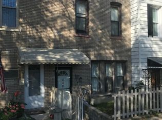 640 W 32nd St, Chicago, IL 60616