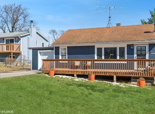 5414 Thelen Ave, McHenry, IL 60050