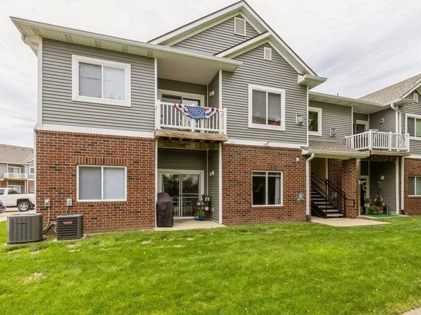909 7th Ave SE Unit 16, Altoona, IA 50009
