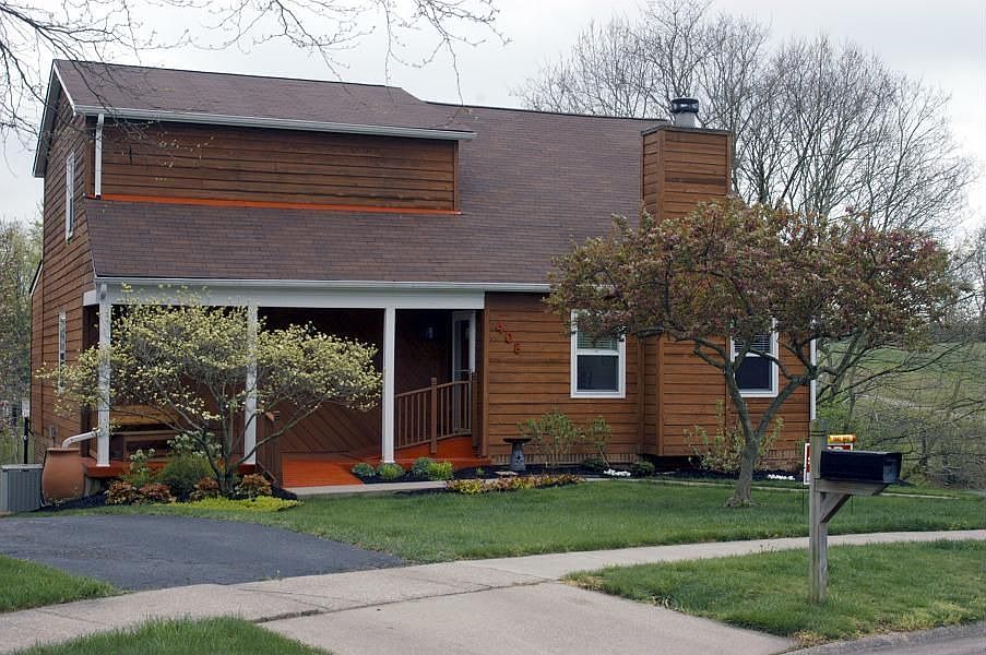 Great curb appeal!