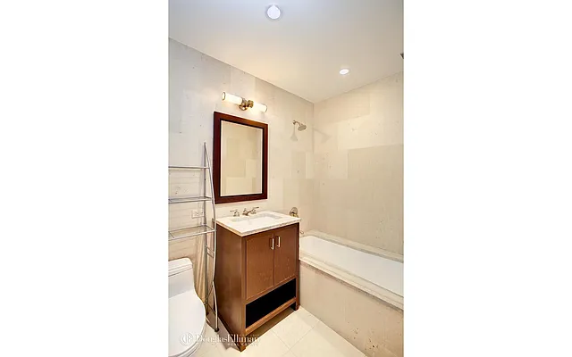 Rented by Douglas Elliman | media 16