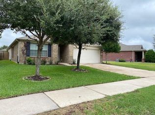 8023 Clover Leaf Dr, Rosenberg, TX 77469