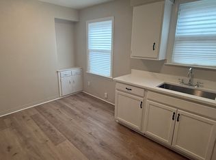 19601 Hamburg St, Detroit, MI 48205