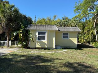 960 NE Key Dr, Jensen Beach, FL 34957