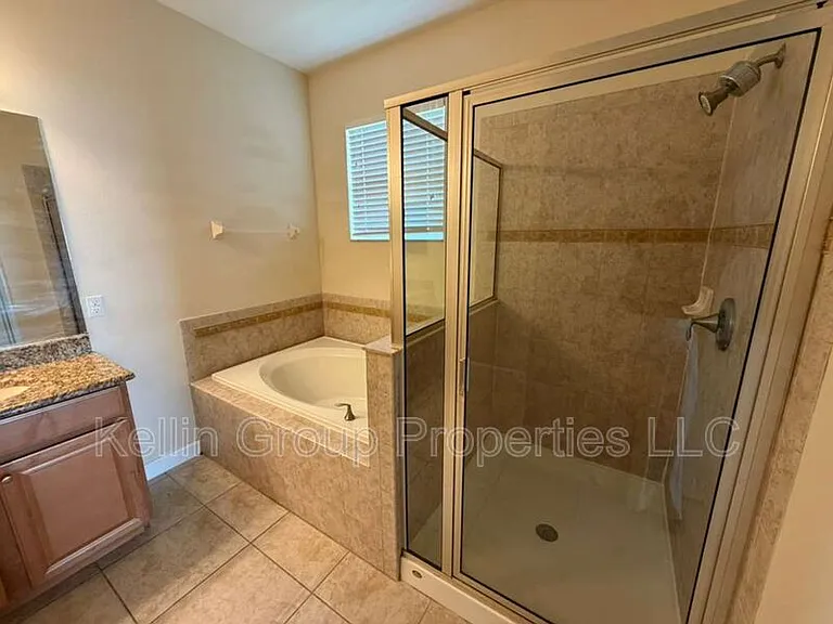 3852 Hampton Hills Dr — Photo 12