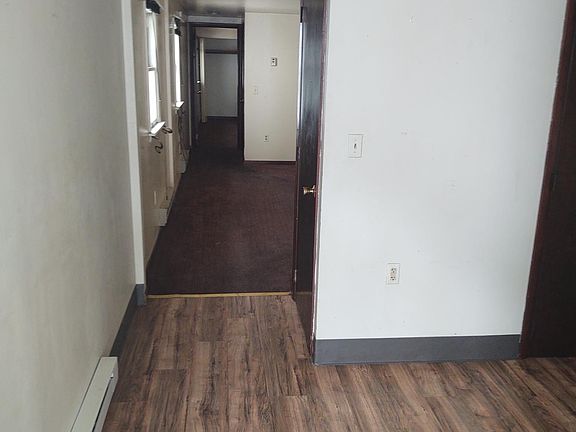 2nd image of 183 Zerby Ave APT C
