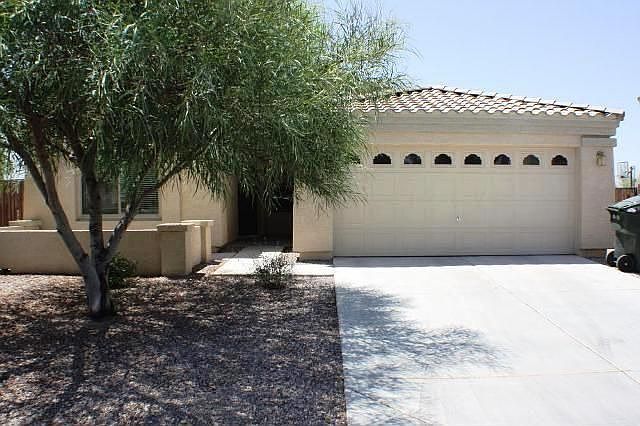 1st image of 313 W Settlers Trl