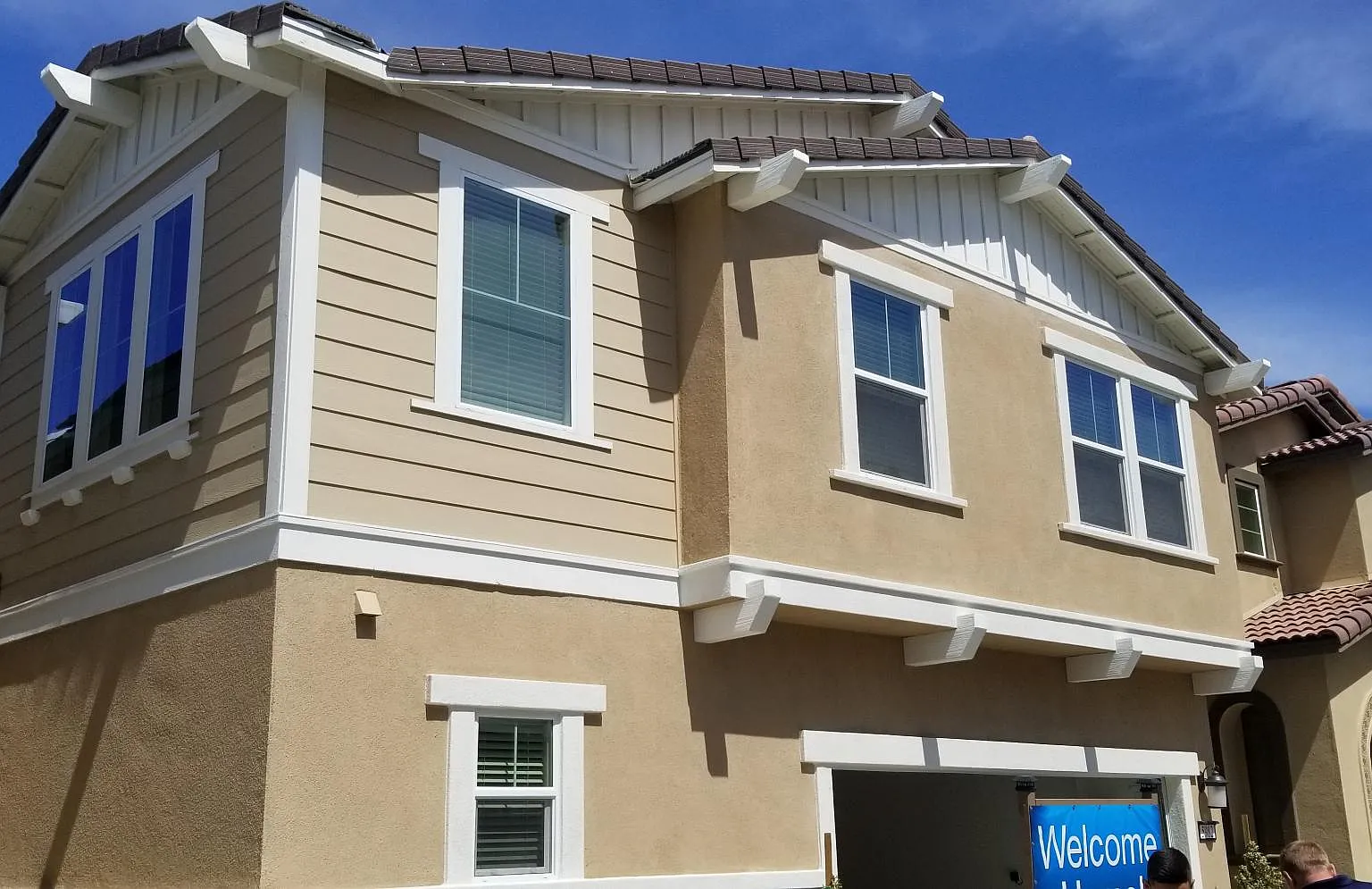 3 bed, 2.5 bath, 1801 sqft, $3,500 — Photo 2