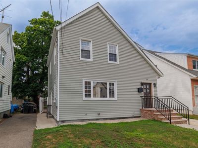 39 Dawes Avenue, Roosevelt, NY, 11575
