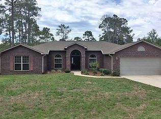 8656 Sandpine Dr, Navarre, FL 32566