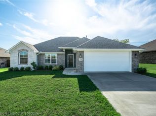 2249 Elfen Gln, Van Buren, AR 72956
