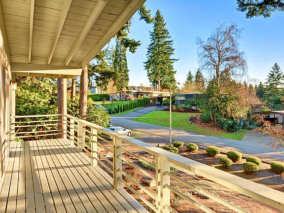 2nd image of 12226 SE 25th St