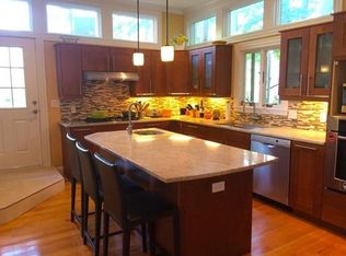 15 Craig Pl #15, Brookline, MA 02446