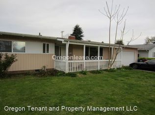 390 SW Laurel St, Junction City, OR