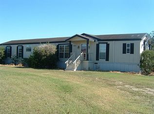 249 Delbur St, El Campo, TX 77437
