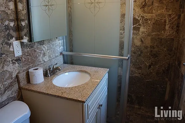 Rented by Living New York | media 45