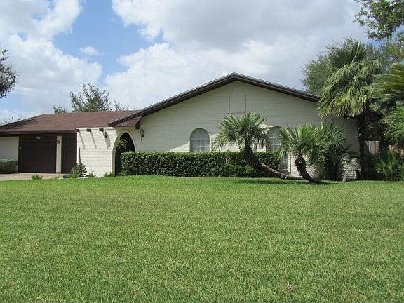 4th image of 1700 Tulip Ave