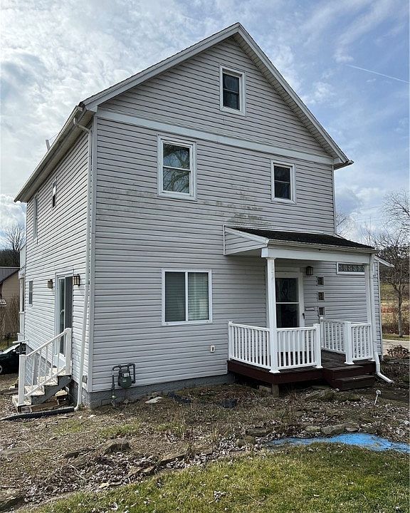 1st image of 245 W Main St