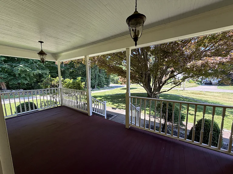 159 Barry Ave — Photo 14