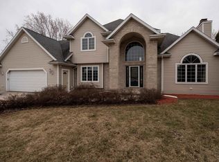 421 W Woodrow Ct, Denmark, WI 54208