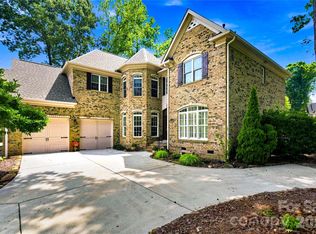 7768 Burning Ridge Dr, Stanley, NC 28164