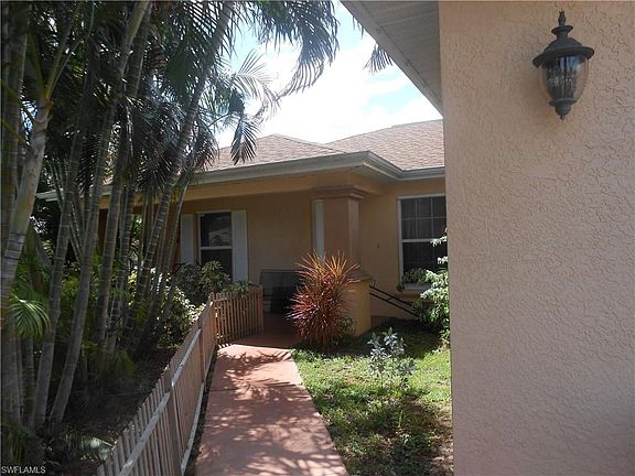 3rd image of 418 NW 26th Pl